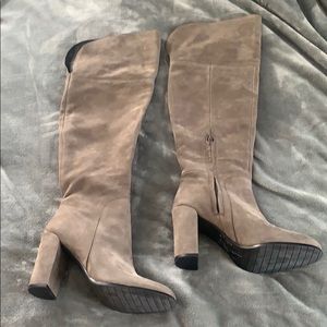 Kenneth Cole New York grey suede leather boots